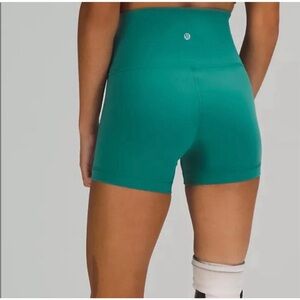 Lululemon Wunder Train HR Short 6”